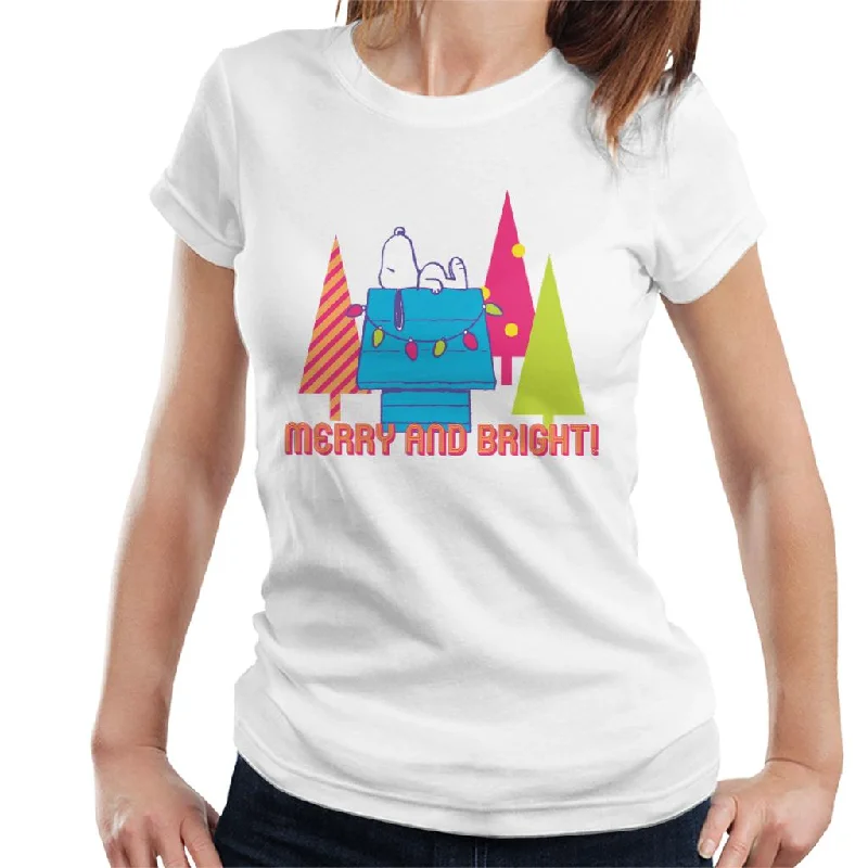Peanuts Snoopy Decorated Kennel Merry And Bright Women's T-Shirt -- Basic T-Shirt Crew Neck Short Sleeve