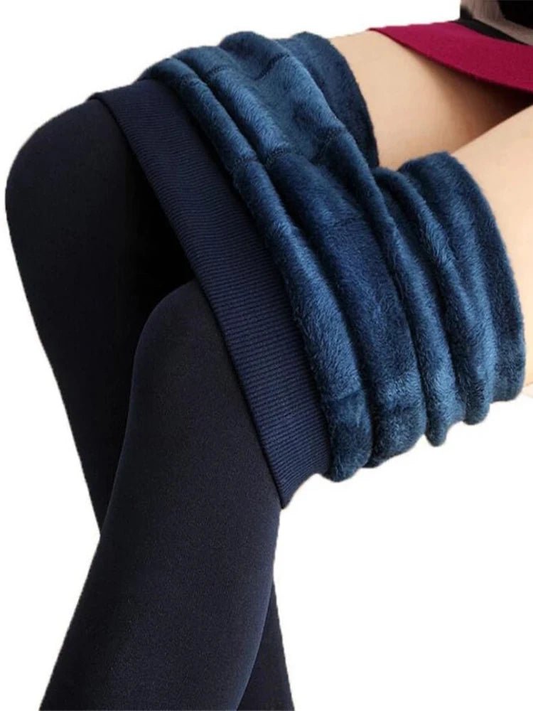 K018 Velvet Navy