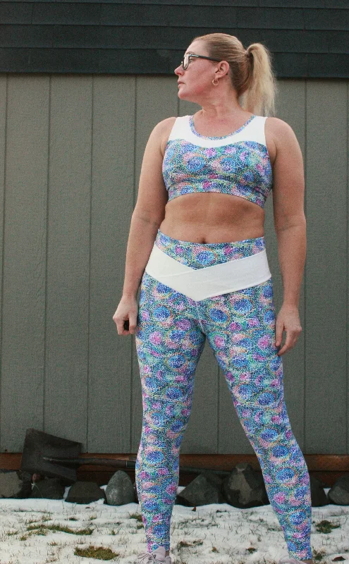 Sundial Leggings PDF Pattern Sizes B - M Fashionable Minimal Active Leggings