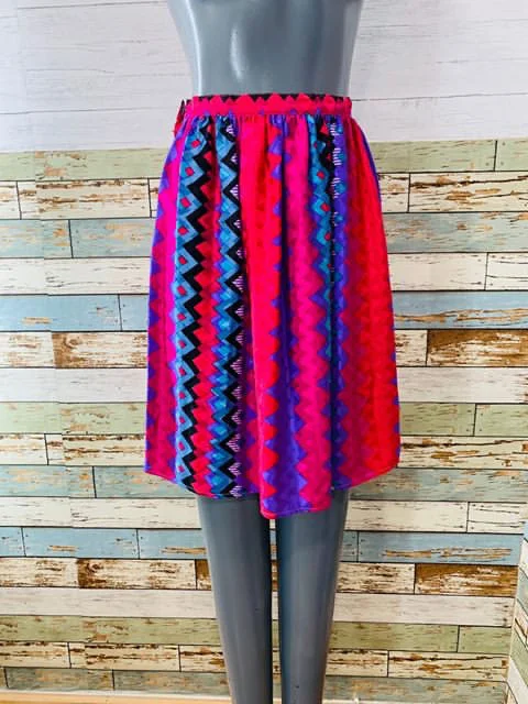 80s - Multicolor Silk Print Mini Skirt lace skirt romantic