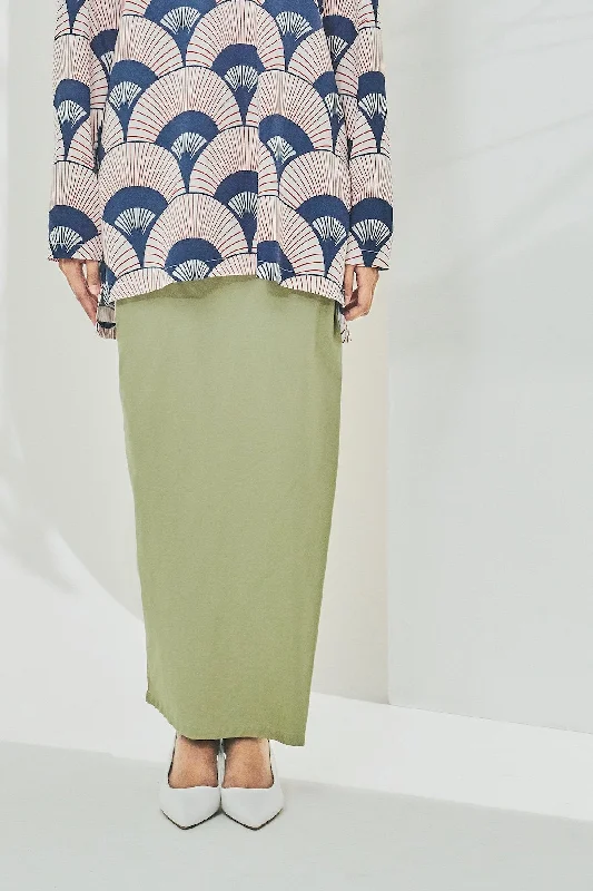 The Timur Women Overlay Skirt - Olive leather skirt bold