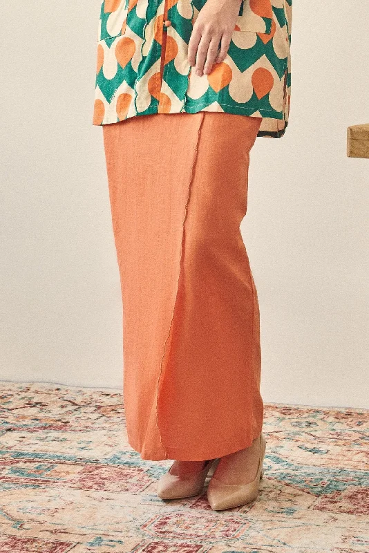 Rasa Sayang Women Scallop Skirt - Salmon low waist skirt