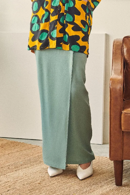 Rasa Sayang Women Scallop Skirt - Vegan Green relaxed fit skirt