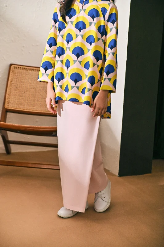 The Rasa Damai Folded Skirt - Pink lace skirt delicate