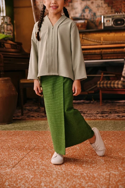 The Akar Kita Folded Skirt - Greenflux cashmere skirt soft