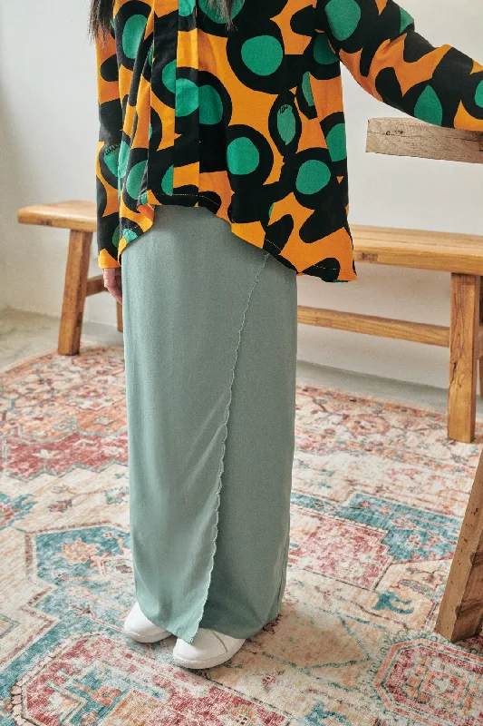 Rasa Sayang Scallop Skirt - Vegan Green midi skirt versatile