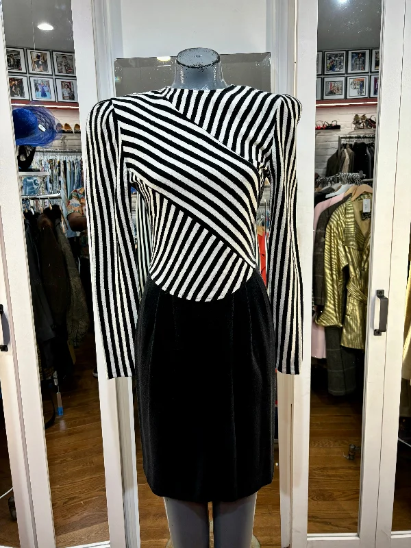 90s Asymmetrical Stripes With Solid Plead Skirt By Choon California silk skirt elegant