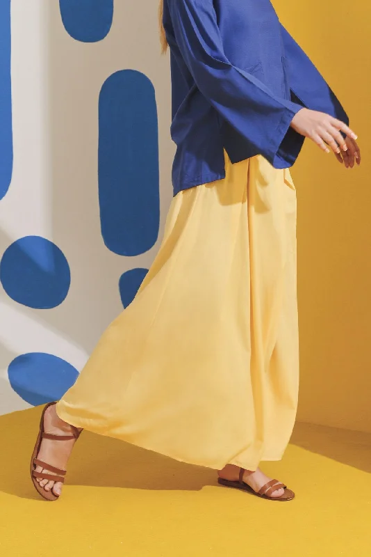 The Kurnia Women A-Line Skirt - Caramel velvet skirt plush