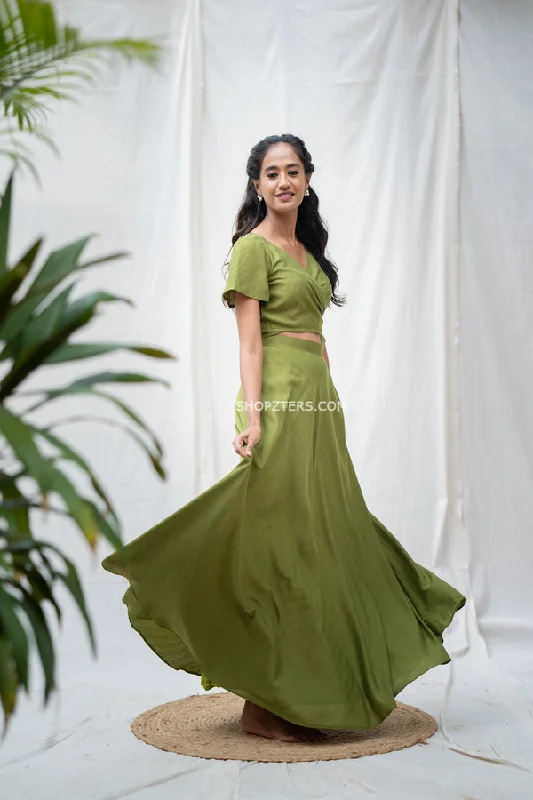 Kiwi Green Croptop and Skirt Set zip skirt side