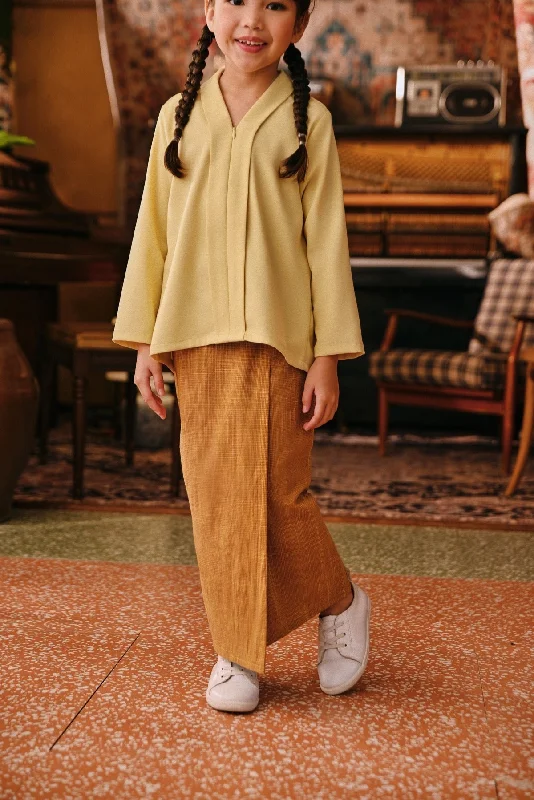 The Akar Kita Folded Skirt - Nature Gold chiffon skirt flowing