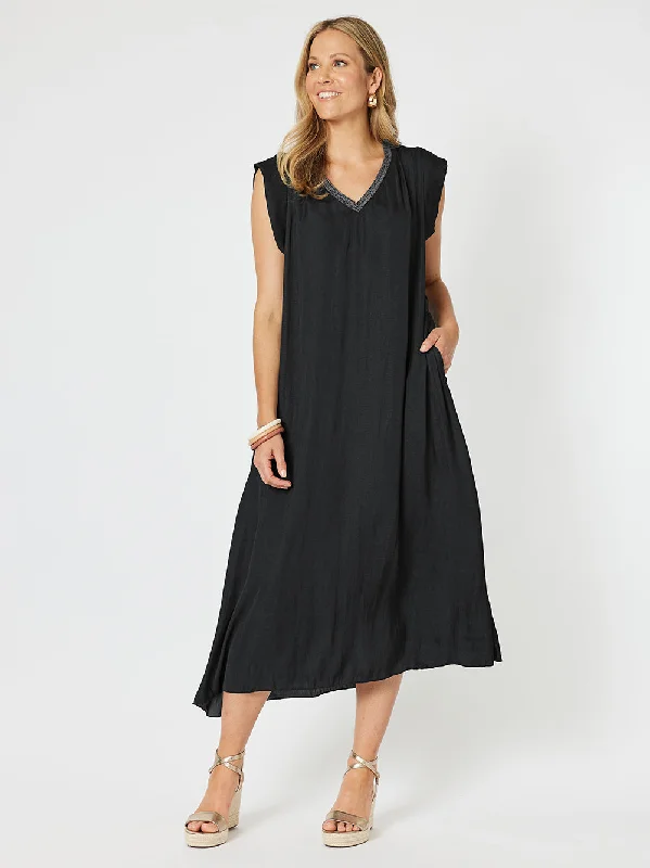 Traveller Luxe V Neck Dress - Black Tunics Stylish elegant