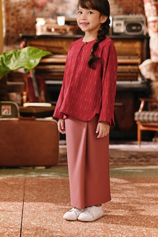 The Akar Kita Folded Skirt - Dark Mauve relaxed fit skirt
