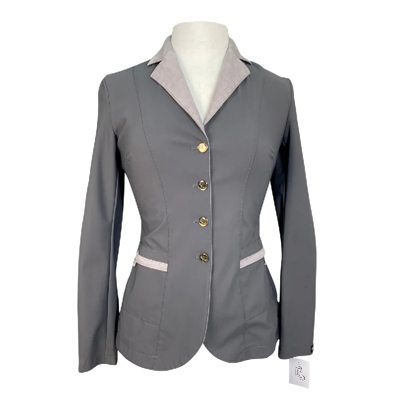 Sarm Hippique 'Verbania' Show Coat in Grey - Women's IT 42 (US 8) Hooded Caped Scarf
