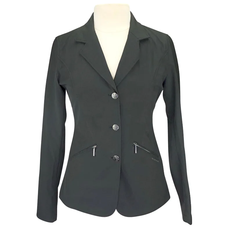 Horseware Competition Coat in Black/Red - Women's Medium Welt Pockets Slit Pockets Flap Pockets