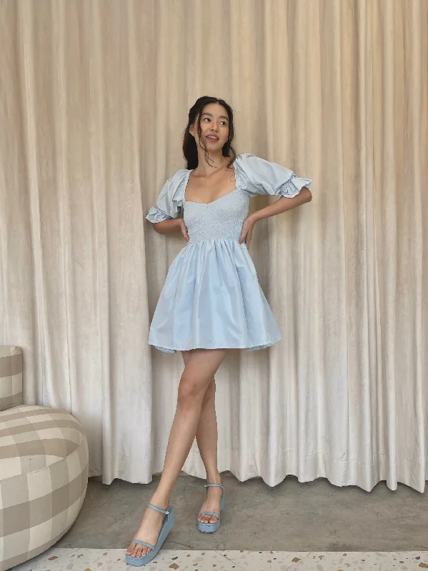Betsy dress (POWDER BLUE)